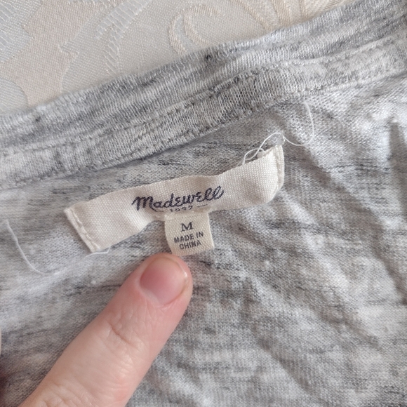 Madewell Medium Gray Short Sleeve T-Shirt - Picture 2 of 2